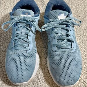 New Balance Sz 12 Sky Blue Athletic Shoes